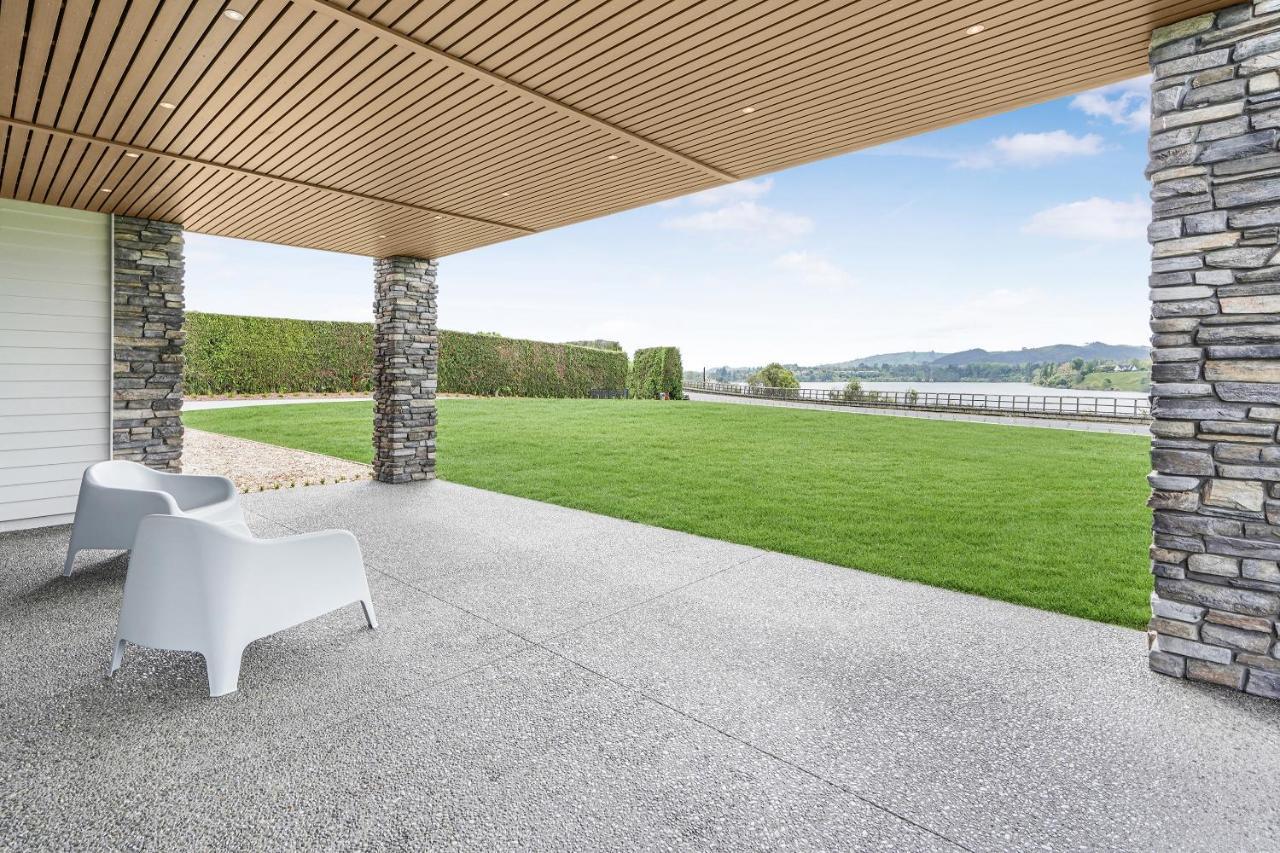 Lakeside Karapiro Downstairs Apartment Cambridge Extérieur photo